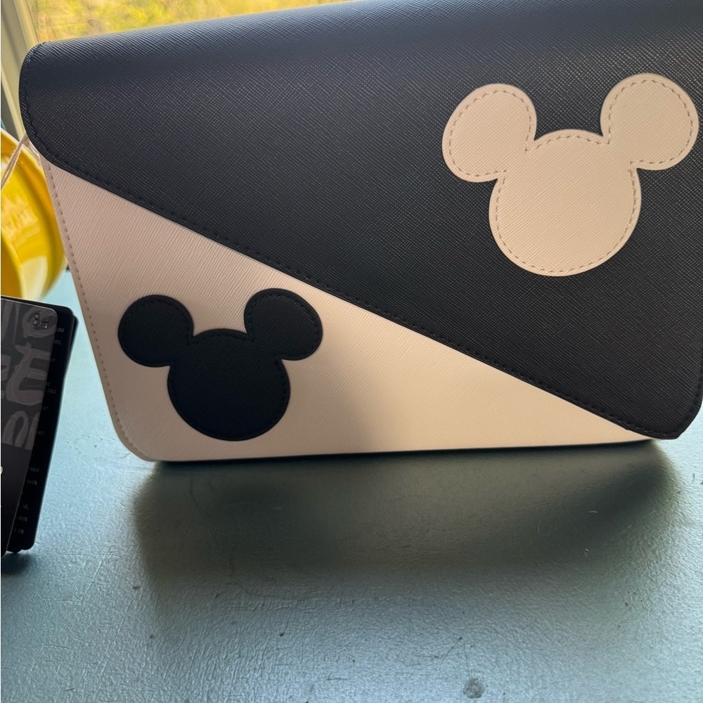 Black and White Loungefly very cute